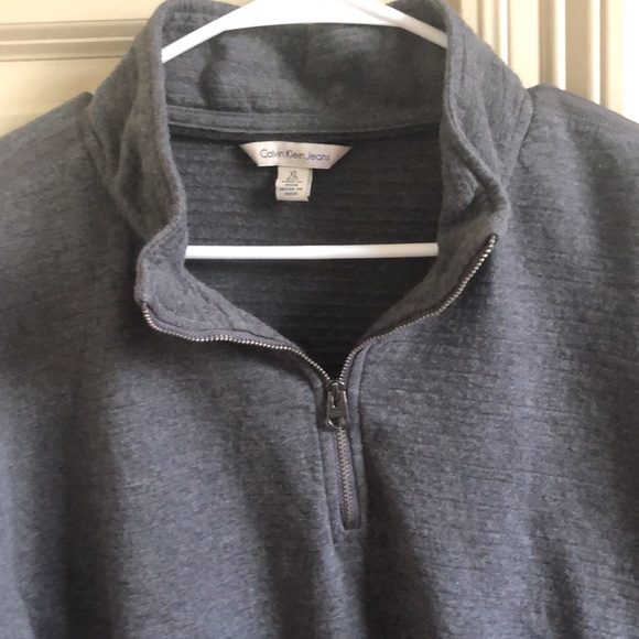 Calvin Klein 1/4 Zip Pullover - Picture 2 of 4